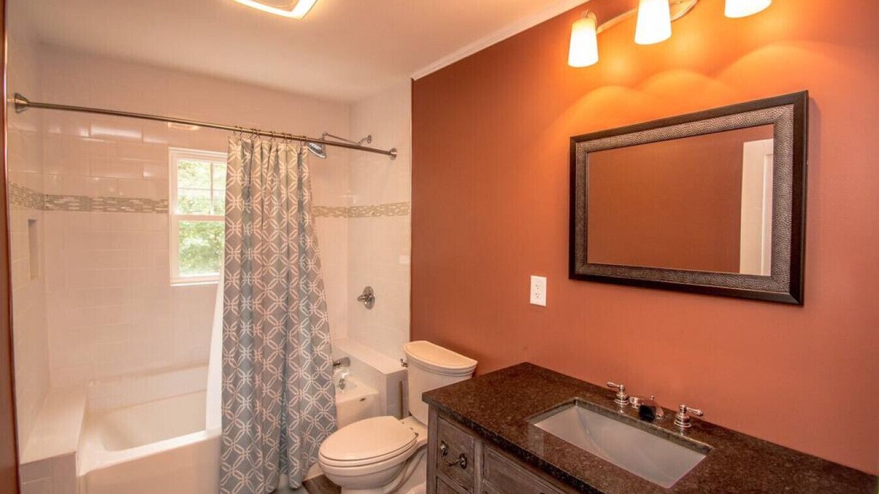 Photo of Bathroom in North Conway