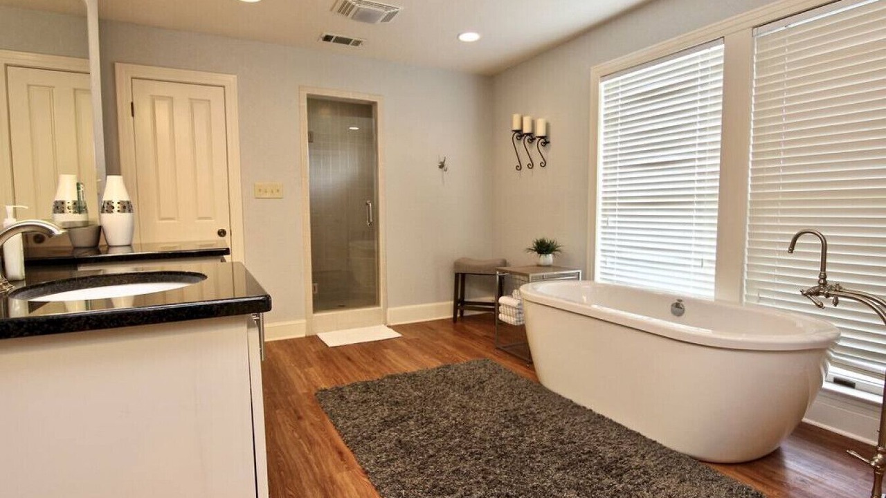 Photo of Bathroom in Martindale