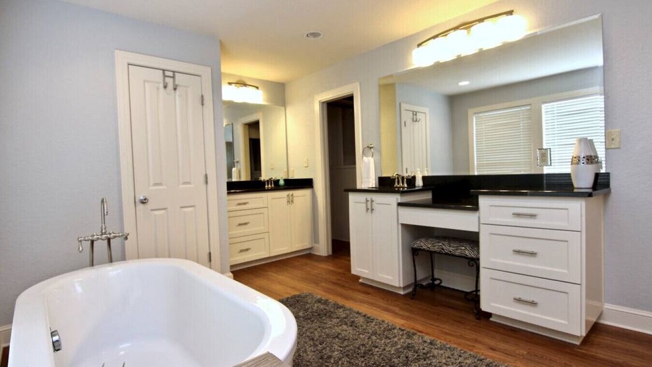 Photo of Bathroom in Martindale