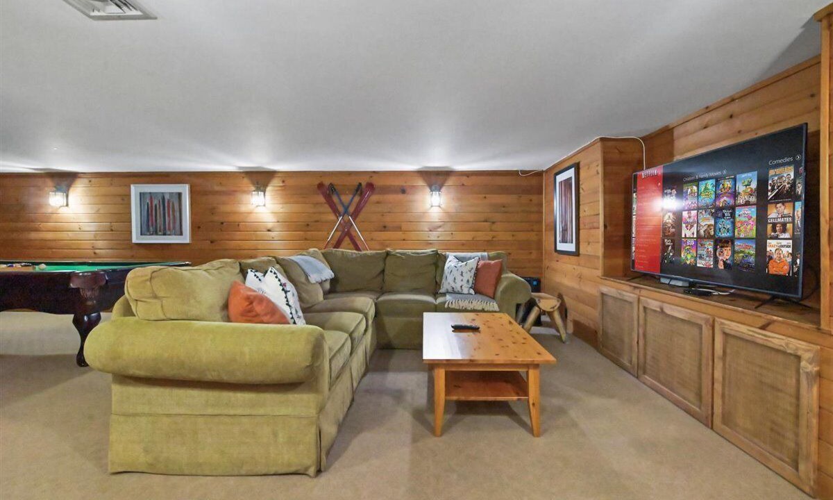 Photo of Livingroom in Tannersville