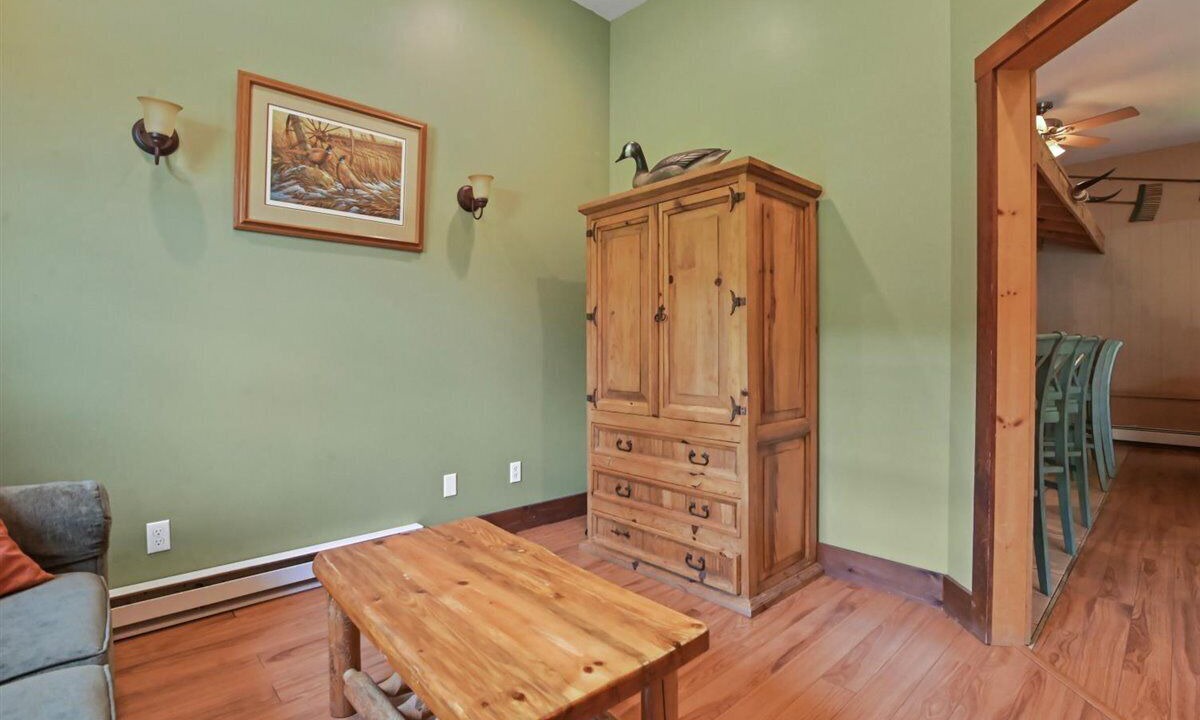 Photo of Livingroom in Tannersville