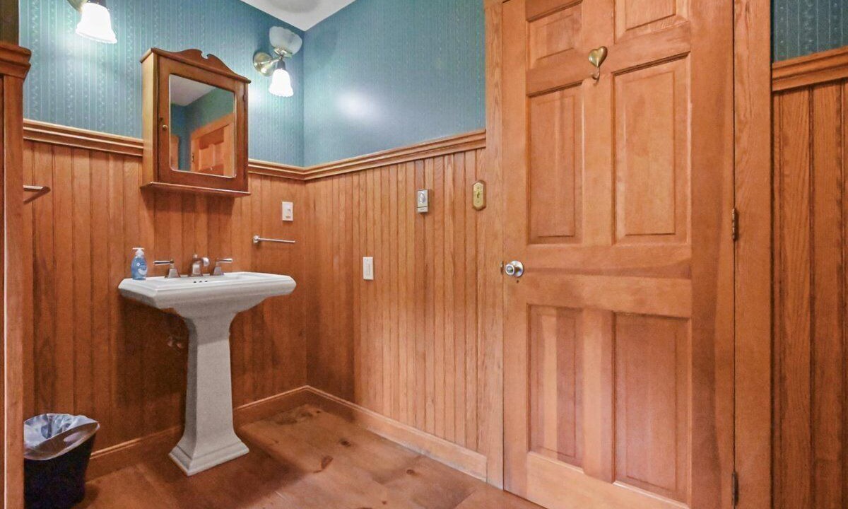 Photo of Bathroom in Tannersville