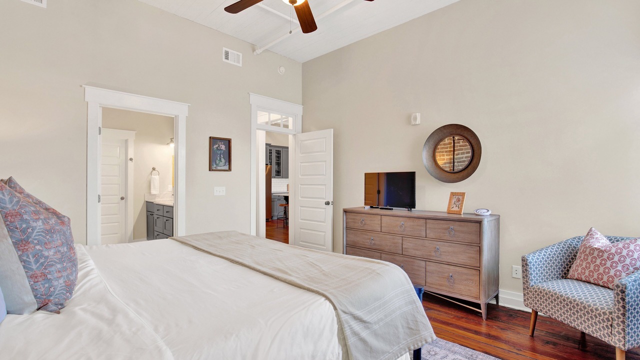 Photo of Bedroom in Yamacraw Village