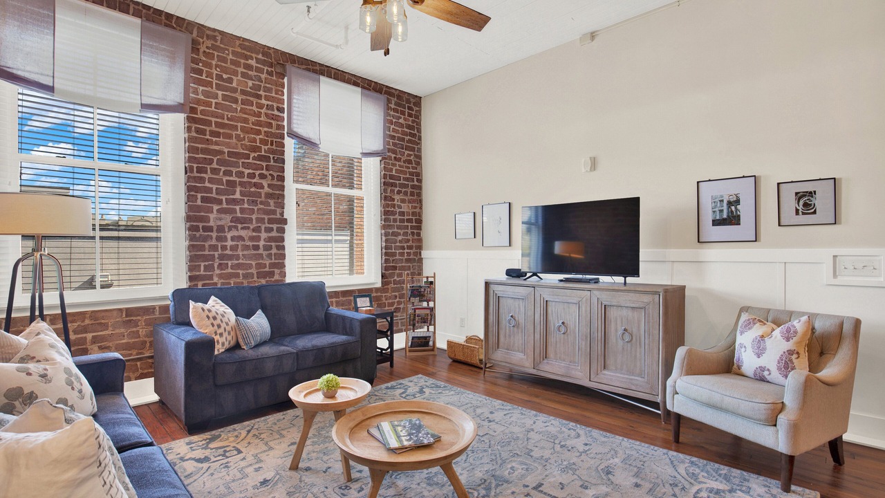Photo of Livingroom in Yamacraw Village