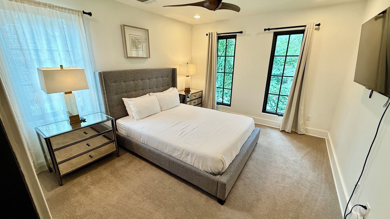 Photo of Bedroom in East Cesar Chavez