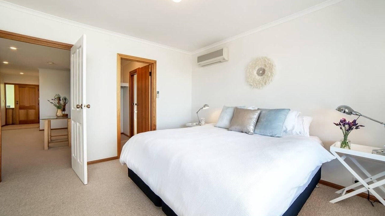 Photo of Bedroom in Encounter Bay