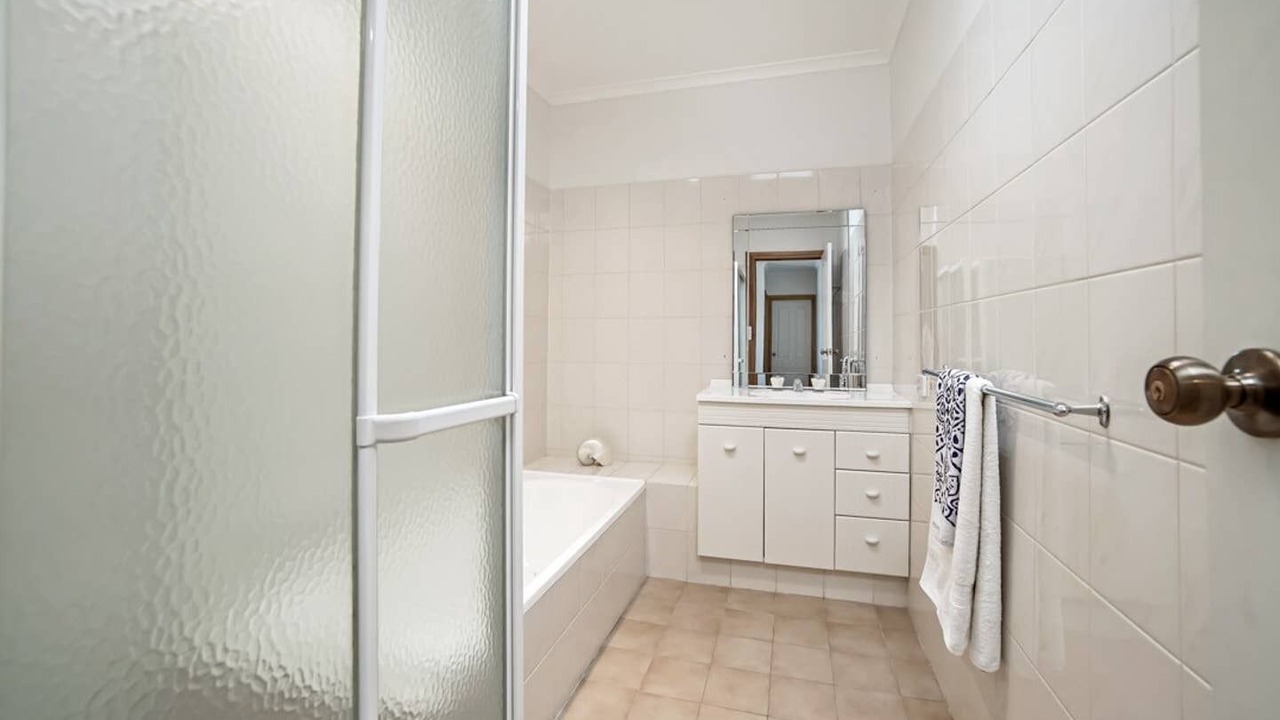 Photo of Bathroom in Encounter Bay