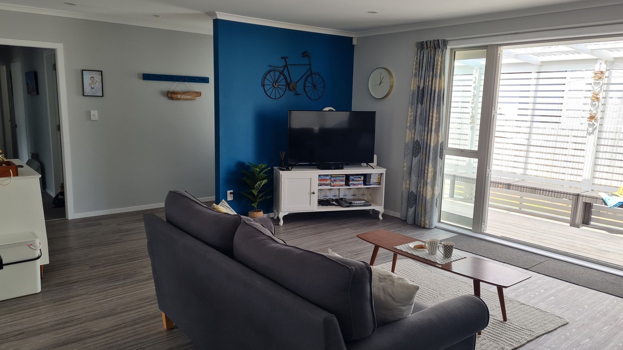 Photo of Livingroom in Waitarere Beach