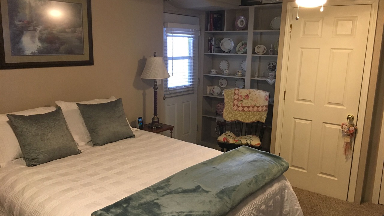 Photo of Bedroom in Clarkston