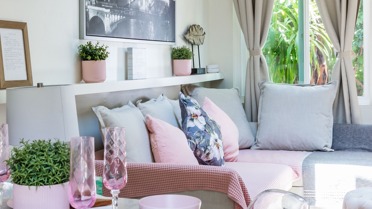 Photo of Livingroom in Carlson Park