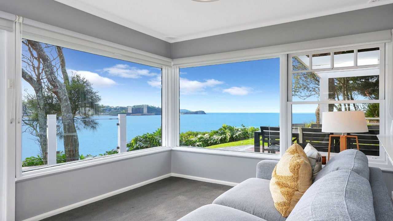 Photo of Livingroom in Avoca Beach