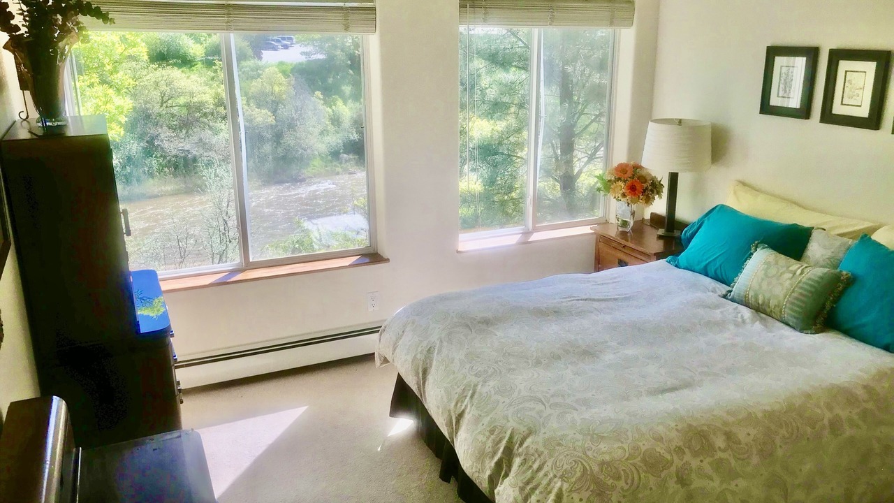 Photo of Bedroom in Glenwood Springs