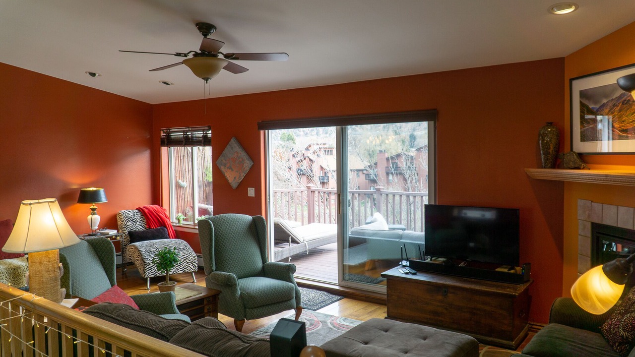 Photo of Livingroom in Glenwood Springs