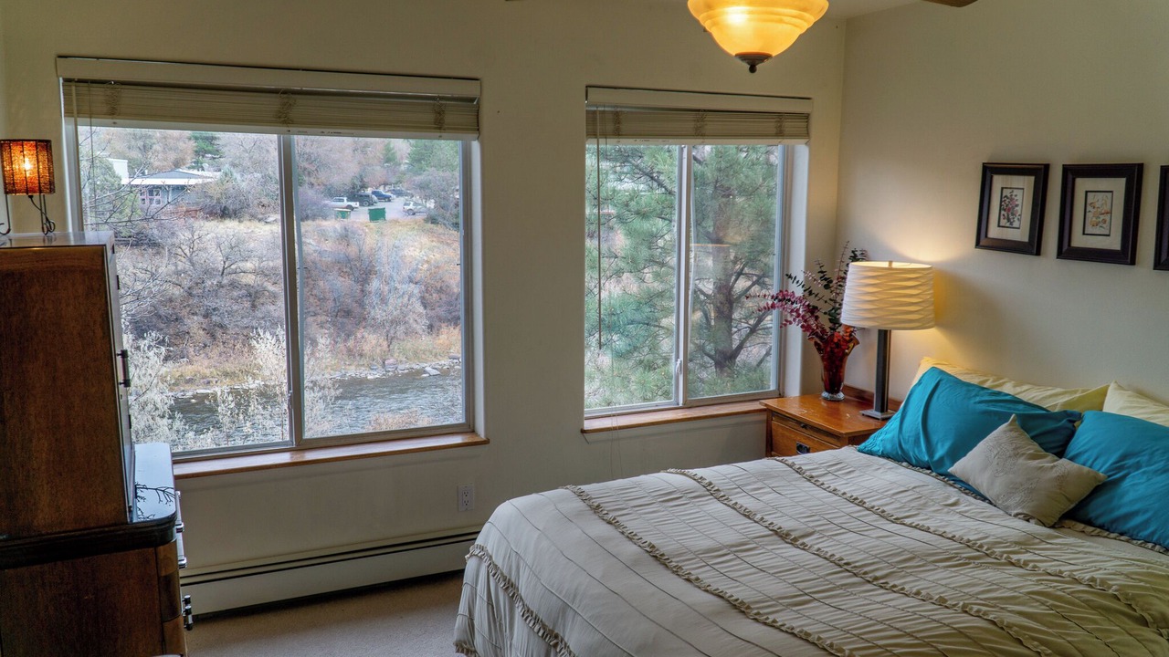 Photo of Bedroom in Glenwood Springs