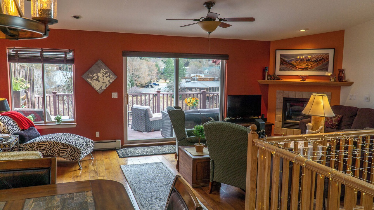 Photo of Livingroom in Glenwood Springs