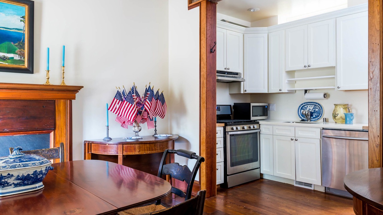 Photo of Bedroom in Northside District