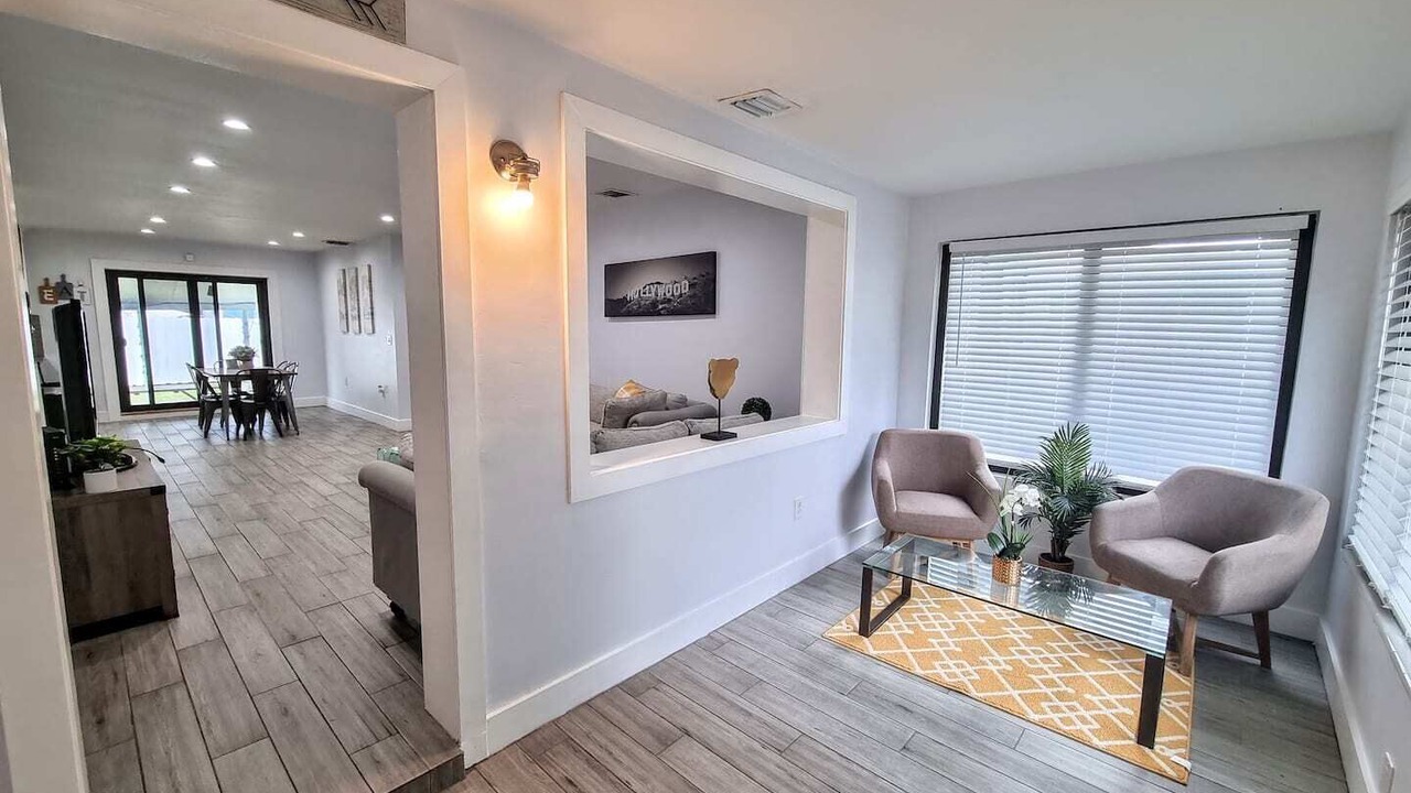 Photo of Livingroom in Little Ranches