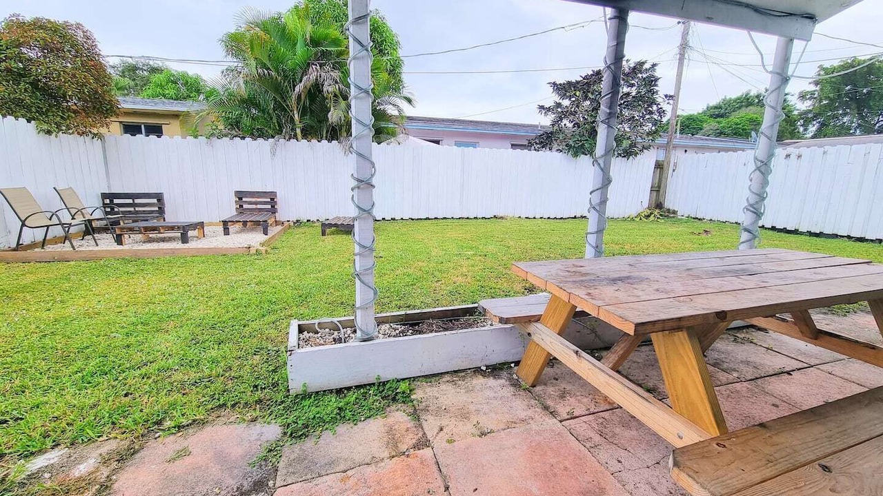 Photo of Outdoor in Little Ranches