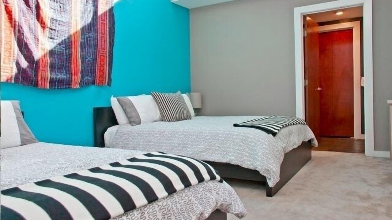 Photo of Others in Chestnut