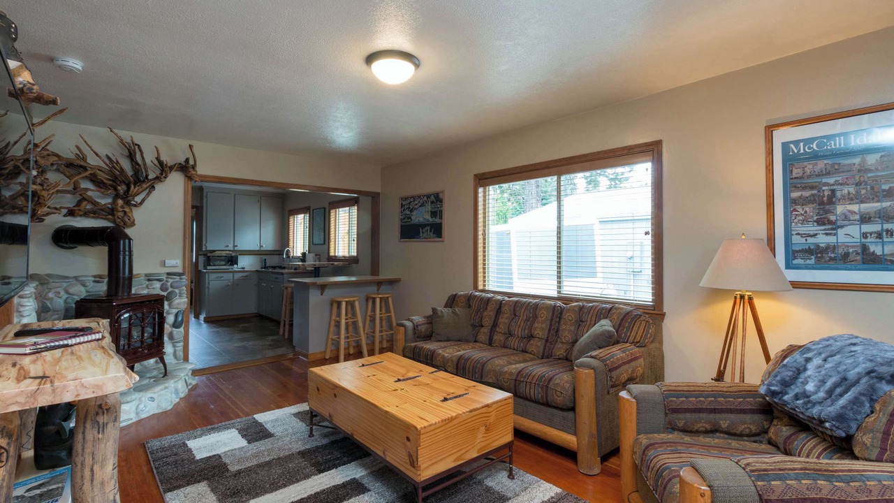 Photo of Livingroom in McCall