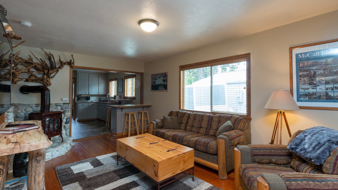Photo of Livingroom in McCall