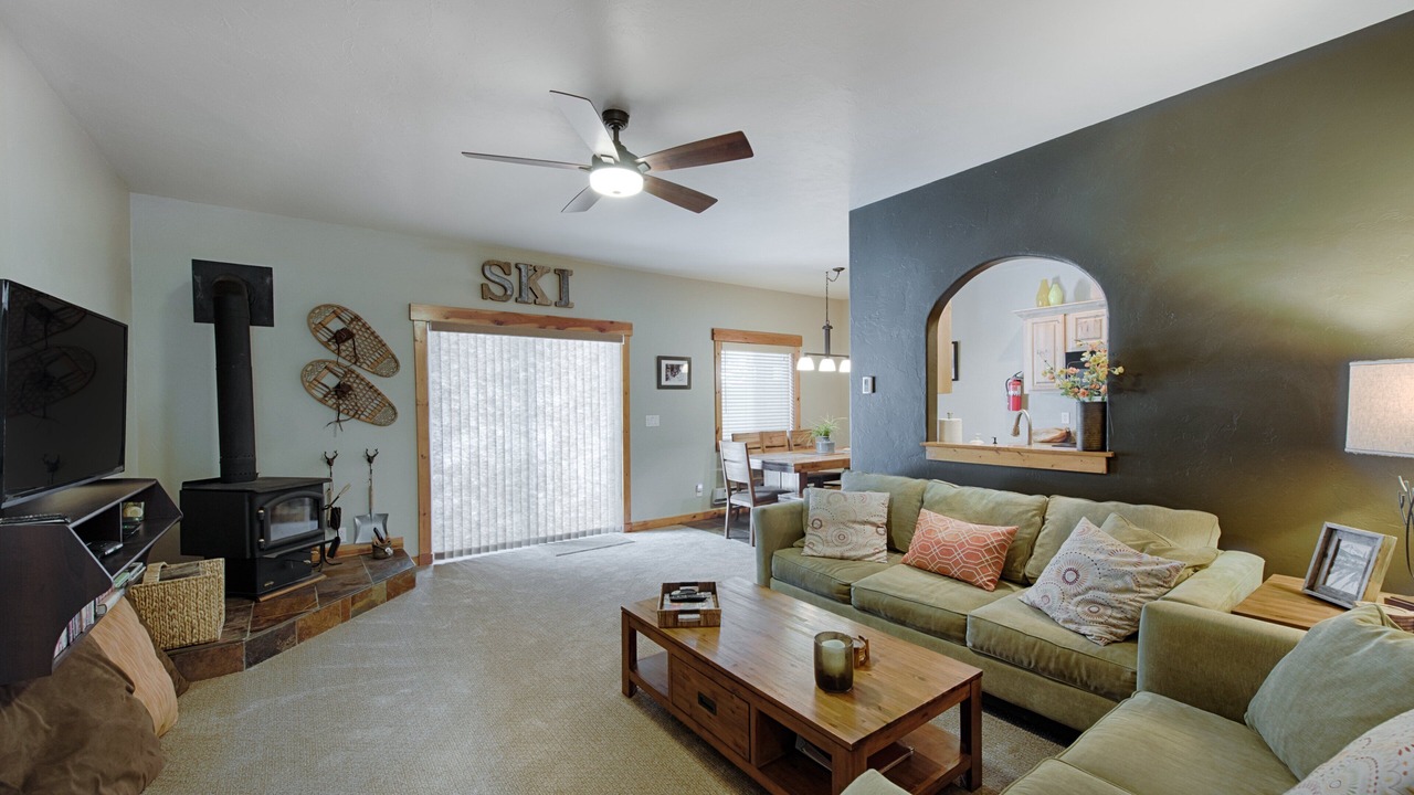Photo of Livingroom in McCall