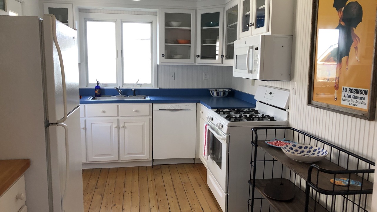 Photo of Kitchen in Madison Center