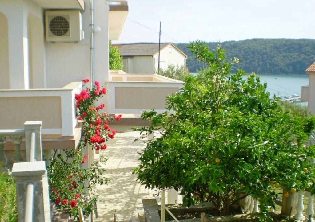 Photo of Outdoor in Kampor