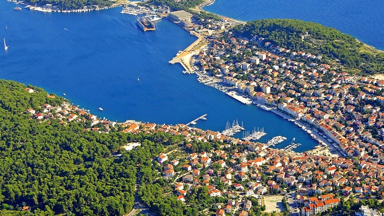 Photo of Outdoor in Cove Murtar
