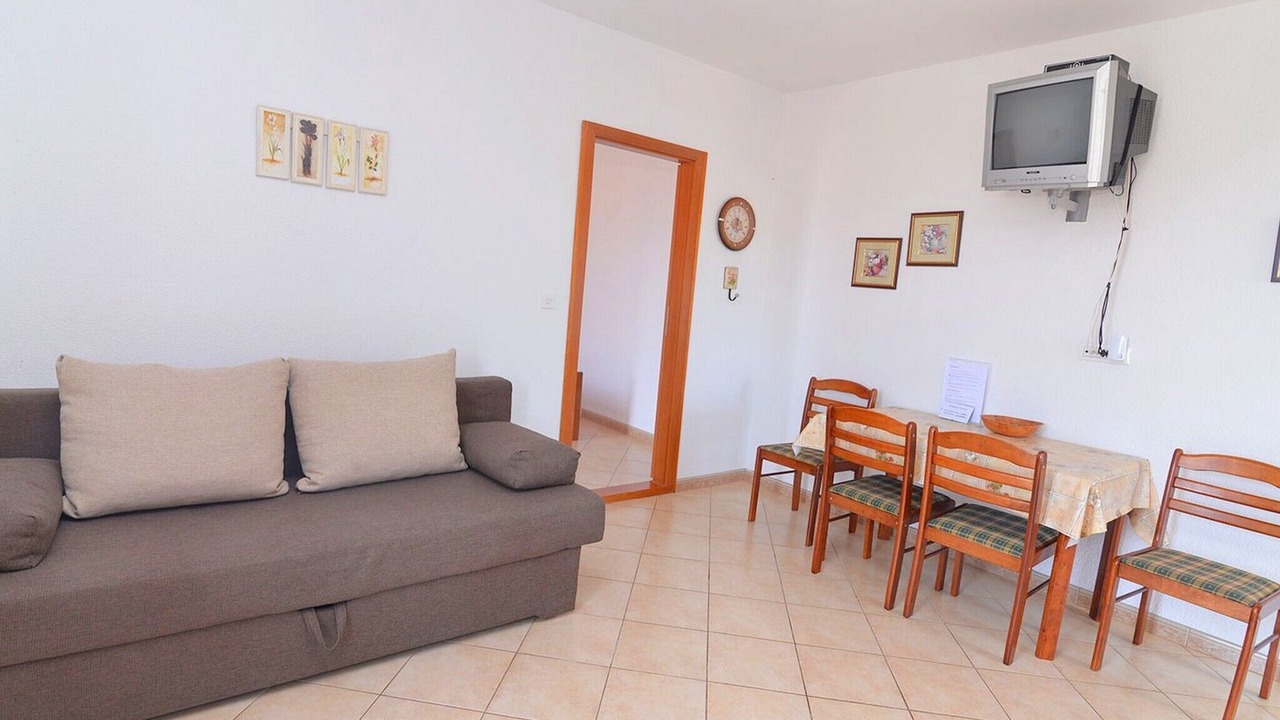 Photo of Livingroom in Cove Murtar