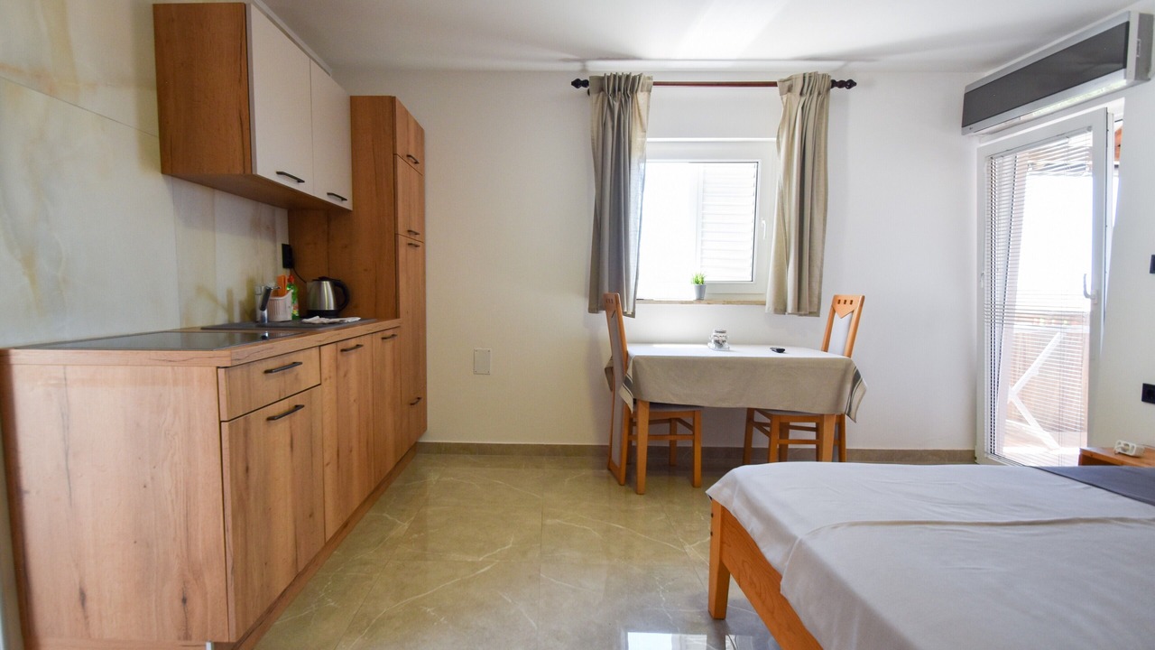 Photo of Bedroom in Banjol