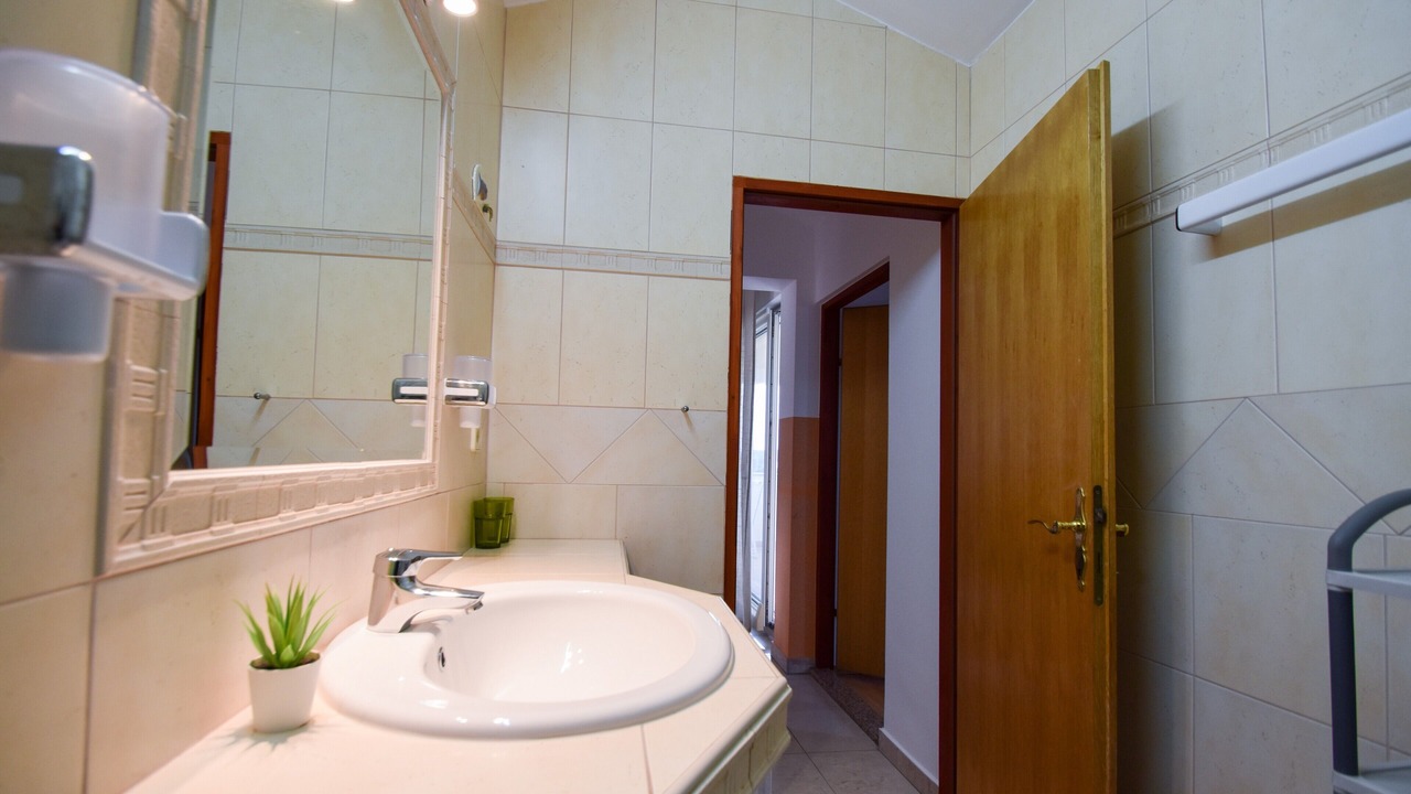 Photo of Bathroom in Banjol