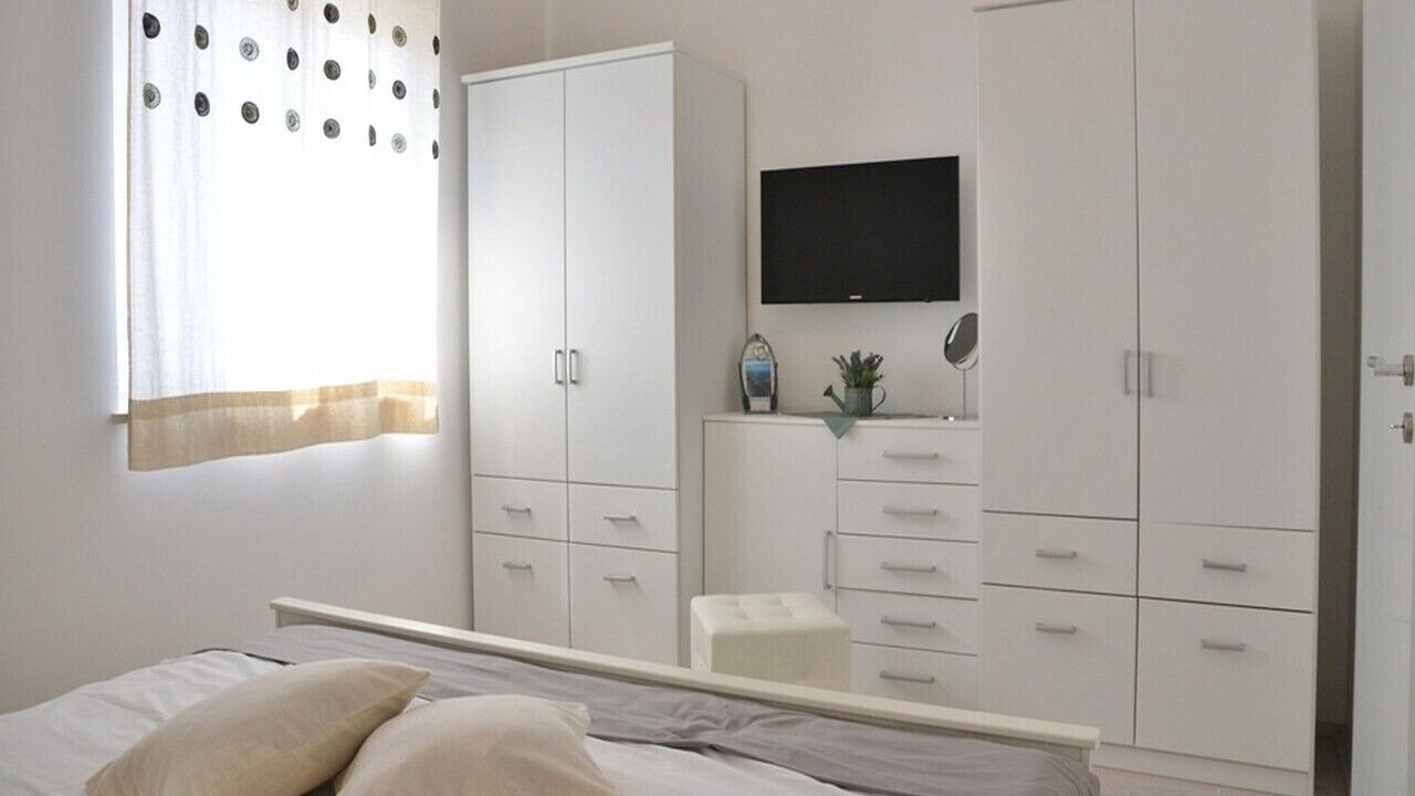 Photo of Bedroom in Malinska-Dubasnica