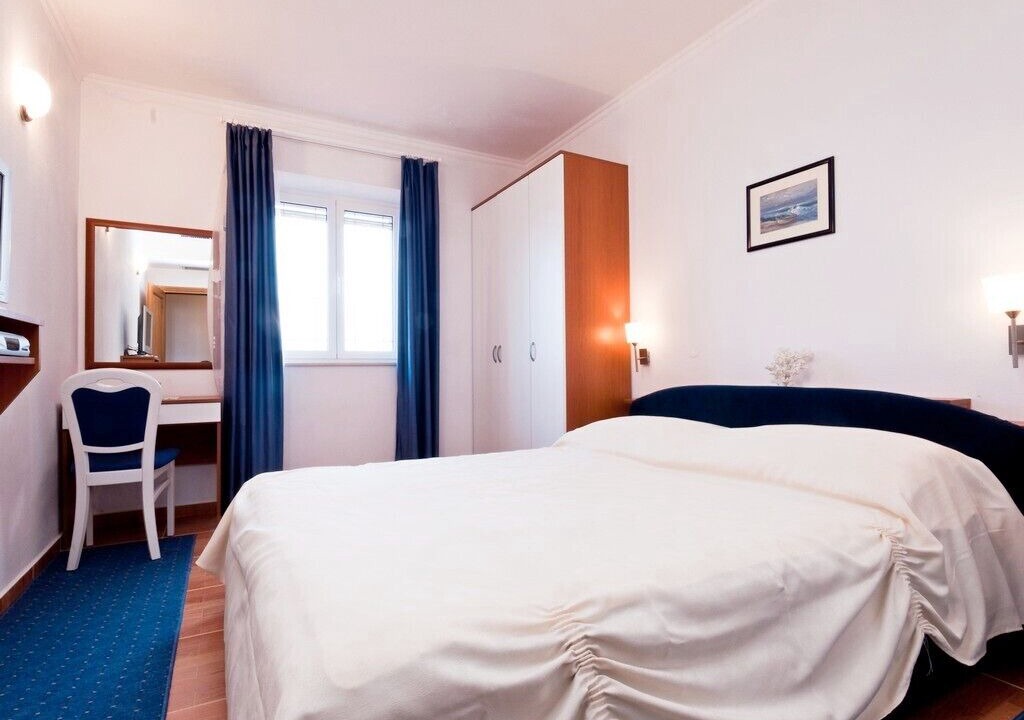 Photo of Bedroom in Sumartin