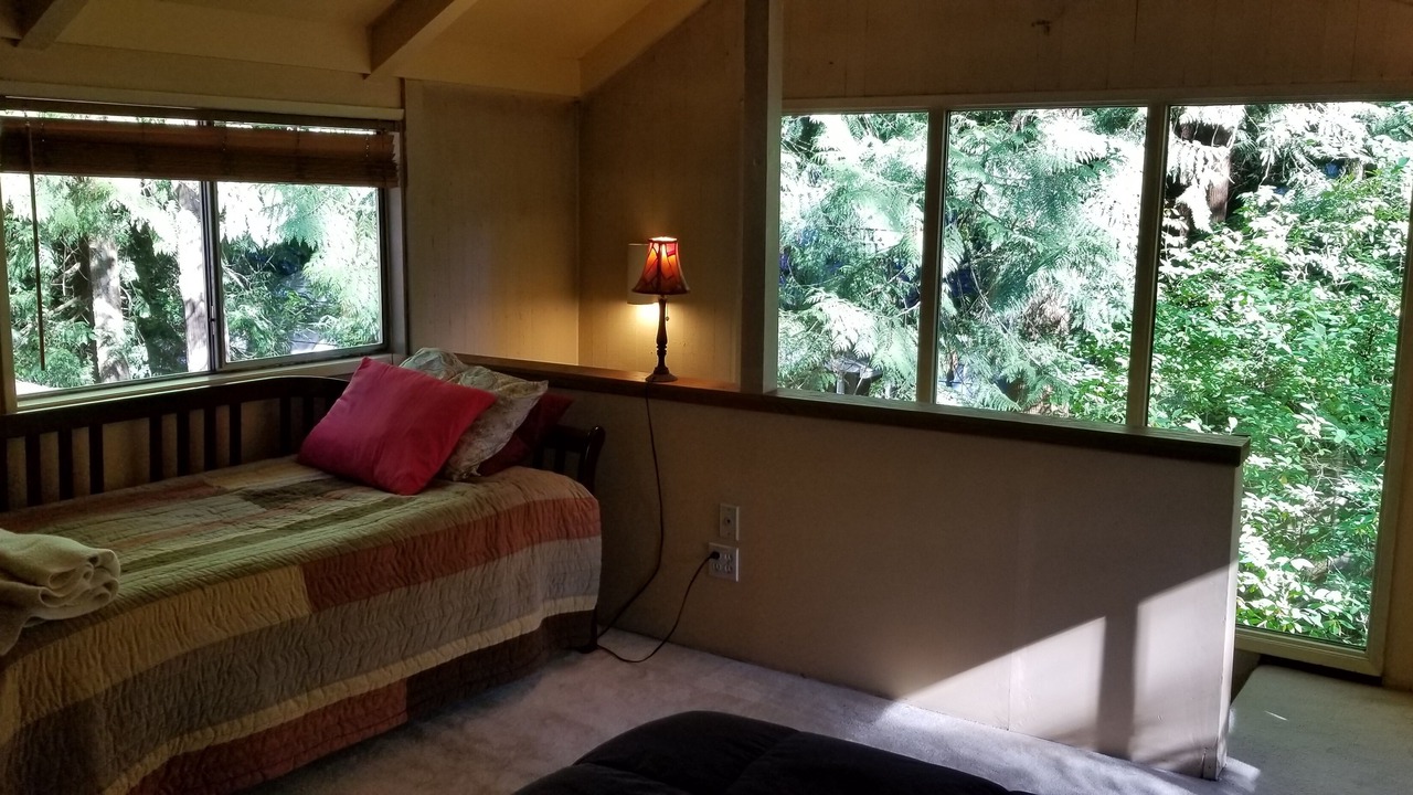 Photo of Others in Lake Forest Park