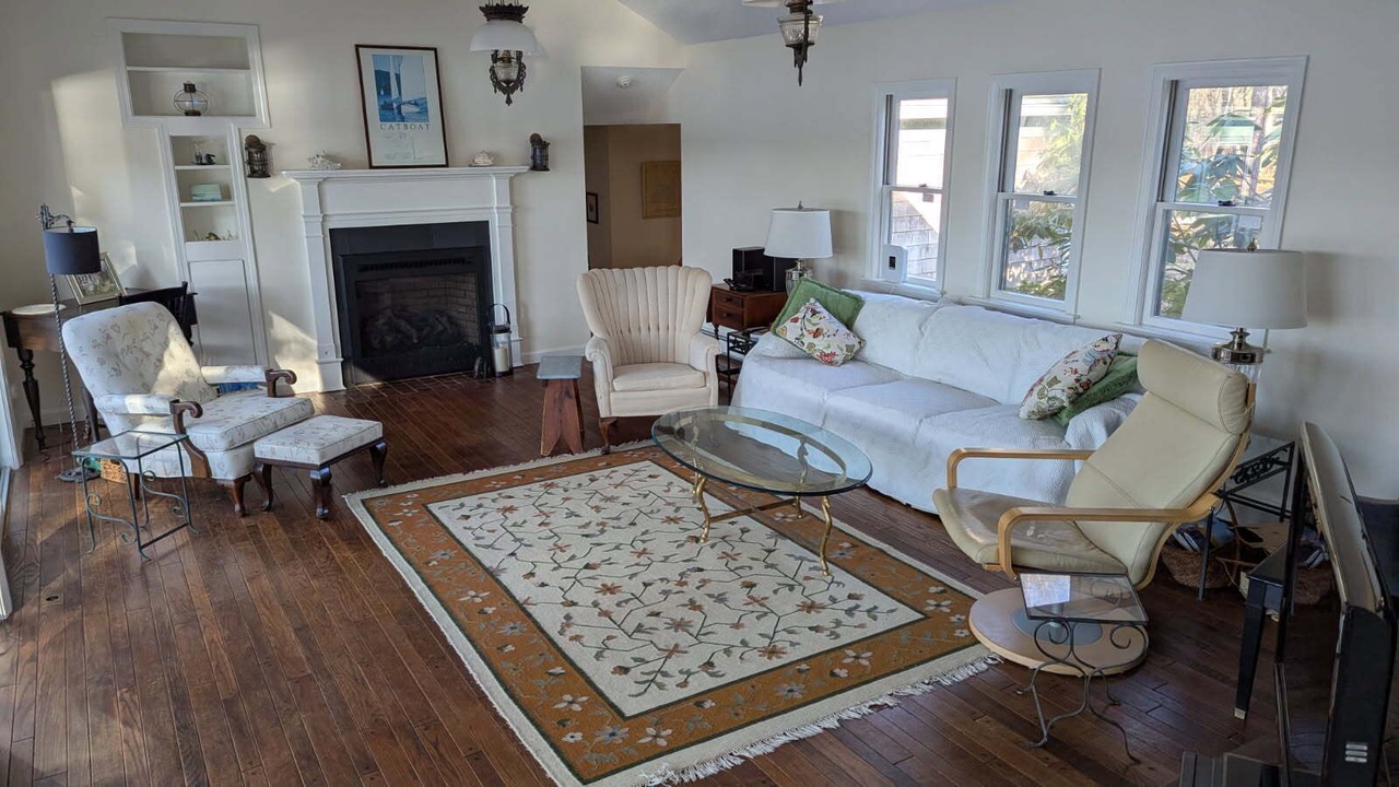Photo of Livingroom in Wellfleet