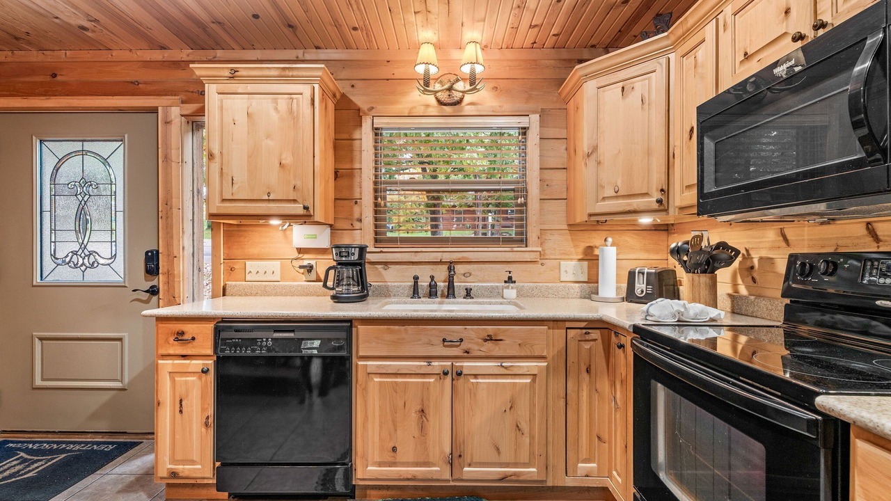Photo of Kitchen in Branson Cedars