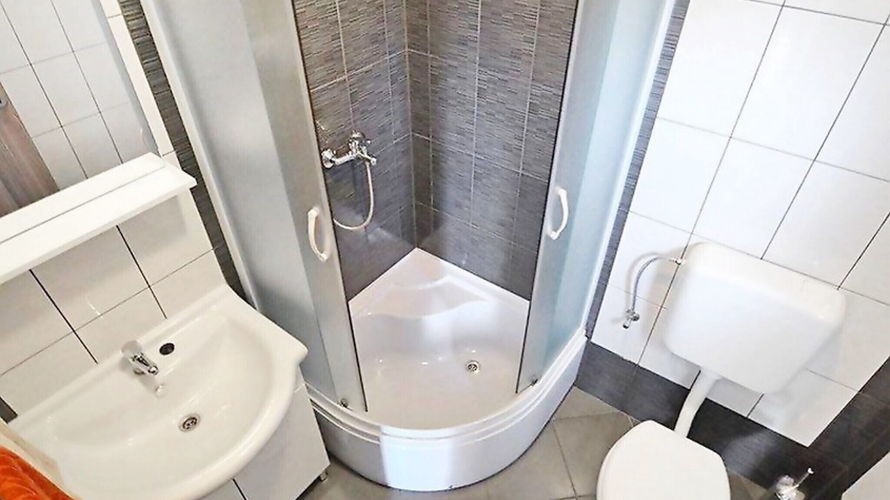 Photo of Bathroom in Seline