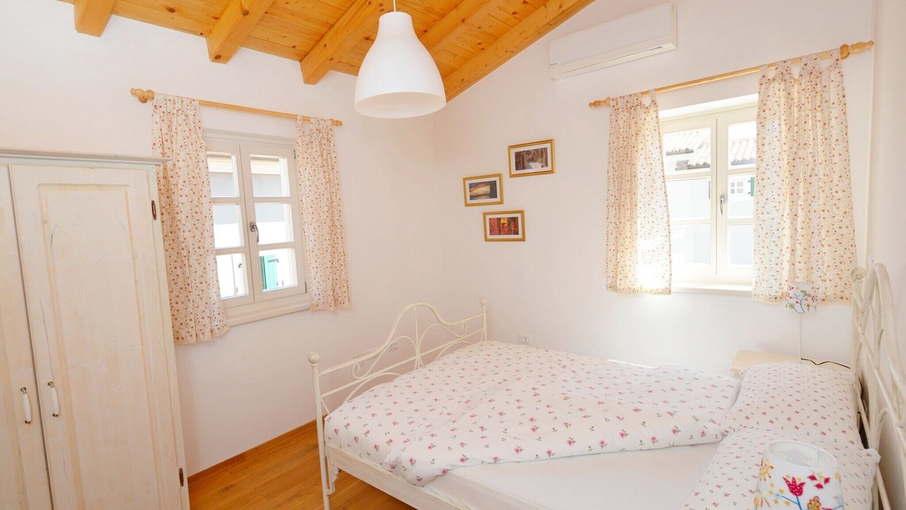 Photo of Bedroom in Buici