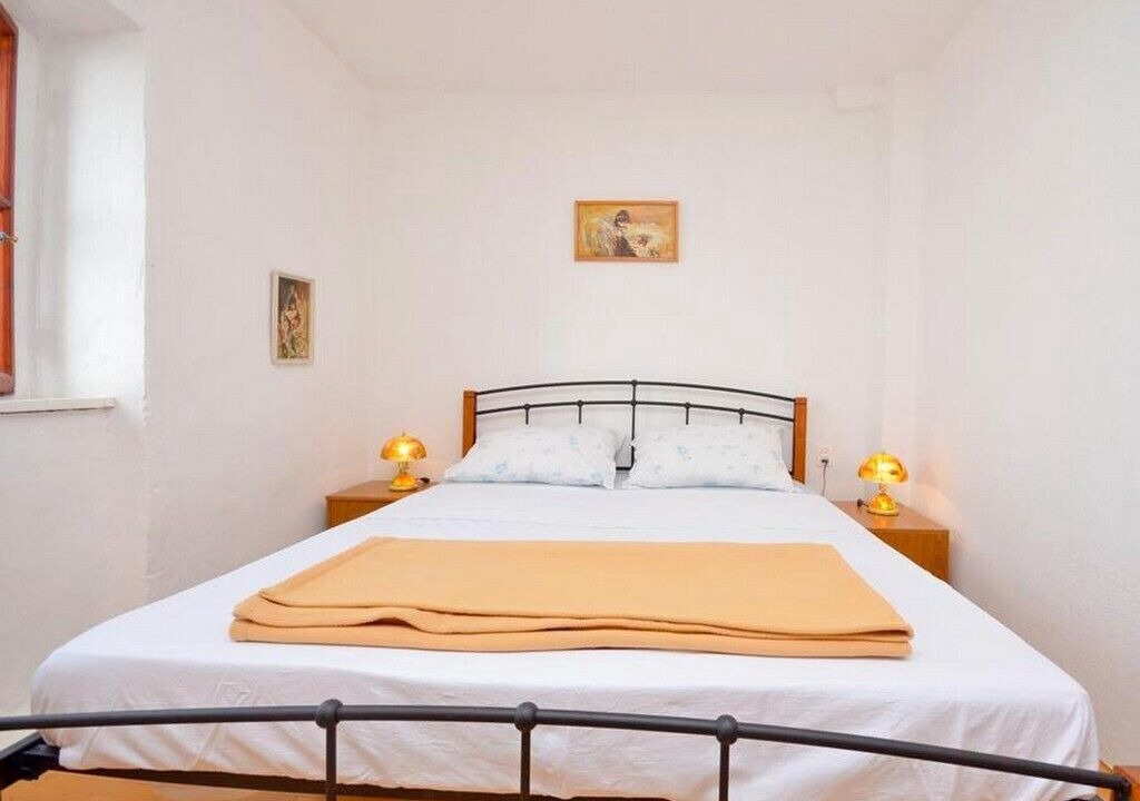 Photo of Bedroom in Brela