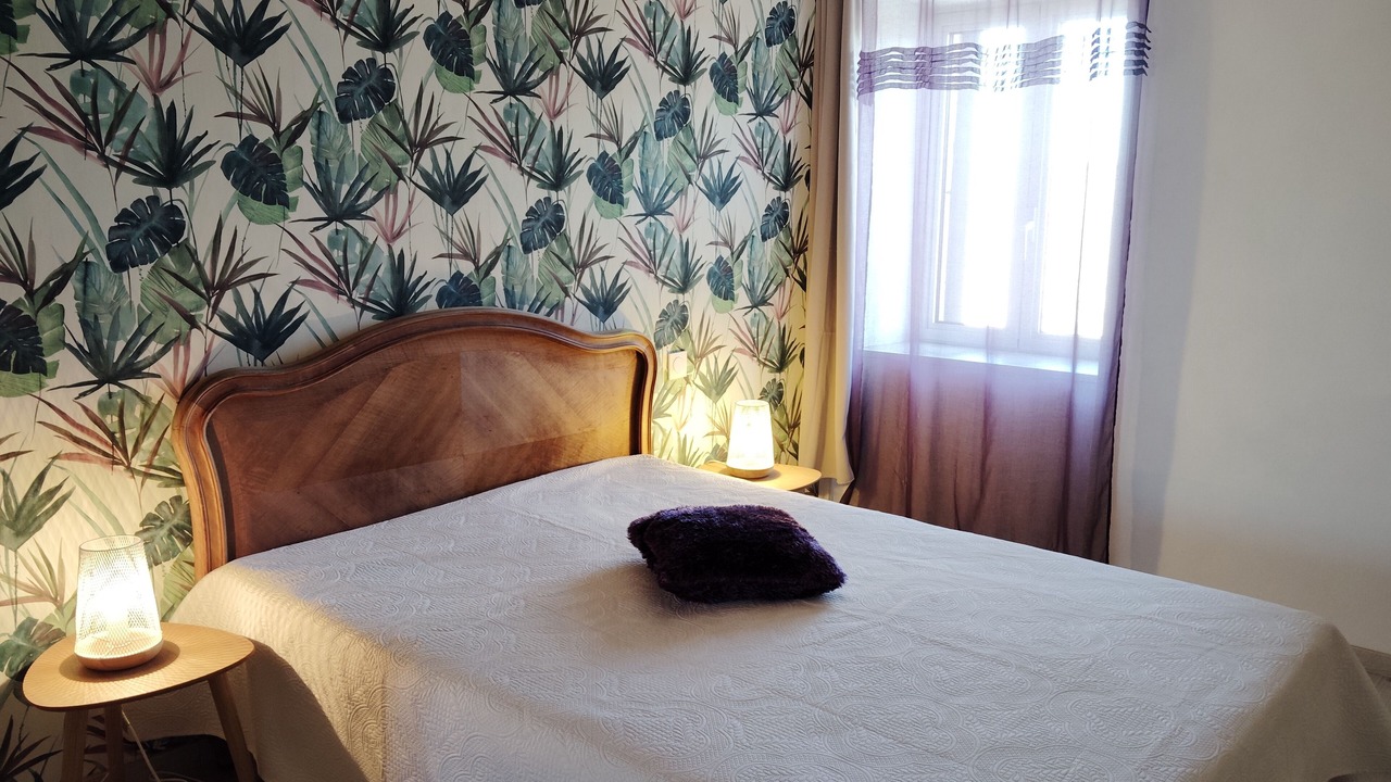 Photo of Bedroom in Estaing
