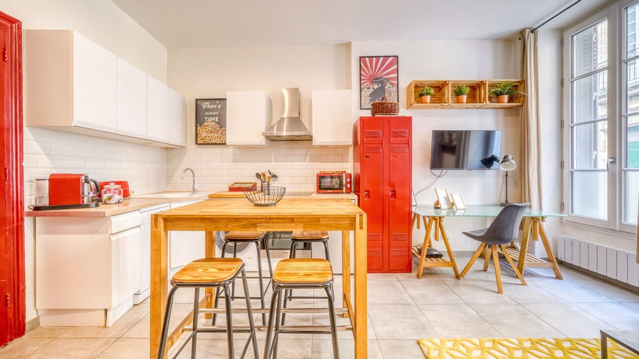 Photo of Kitchen in Hotel de Ville - Quinconces