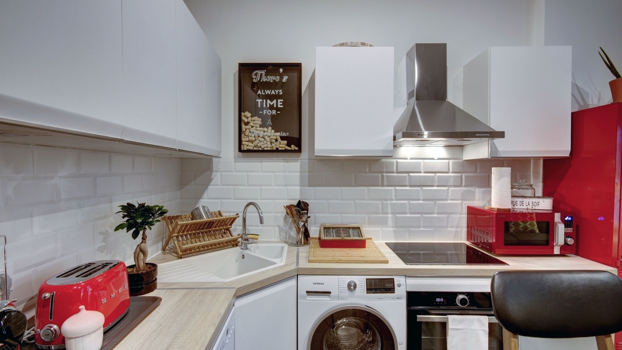 Photo of Kitchen in Hotel de Ville - Quinconces
