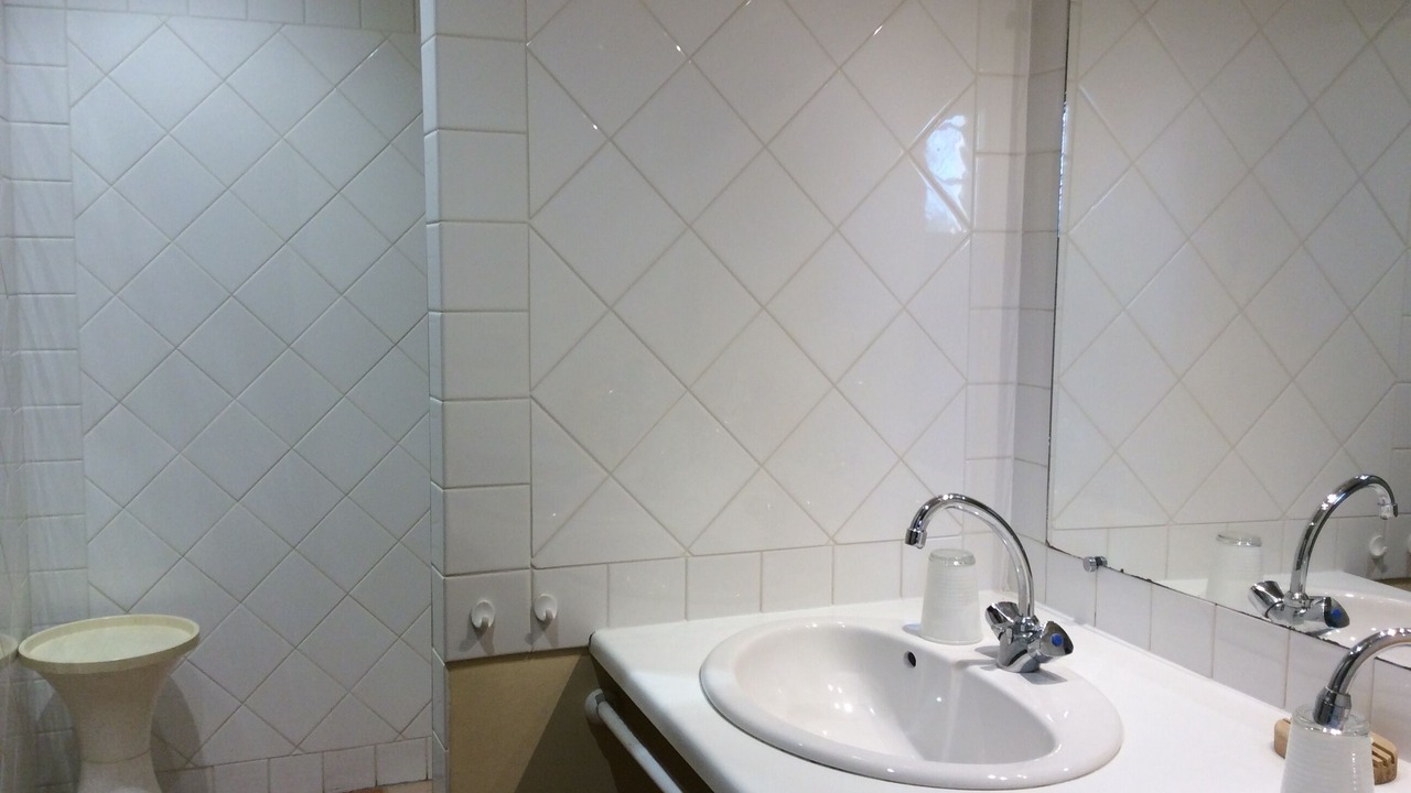 Photo of Bathroom in Saint-Vincent-sur-Graon