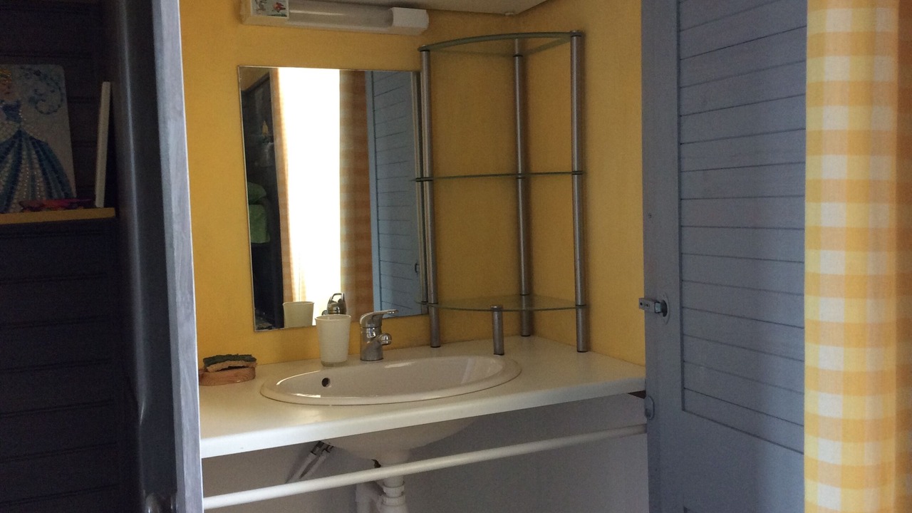 Photo of Bathroom in Saint-Vincent-sur-Graon