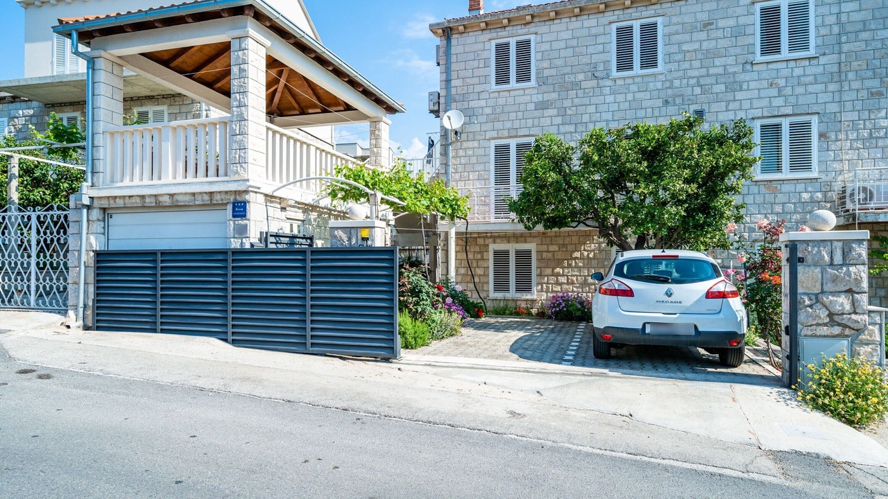 Photo of Outdoor in Babin Kuk