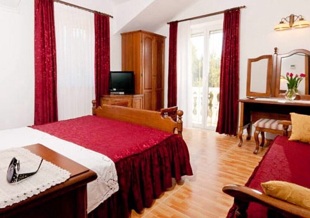Photo of Bedroom in Sumartin