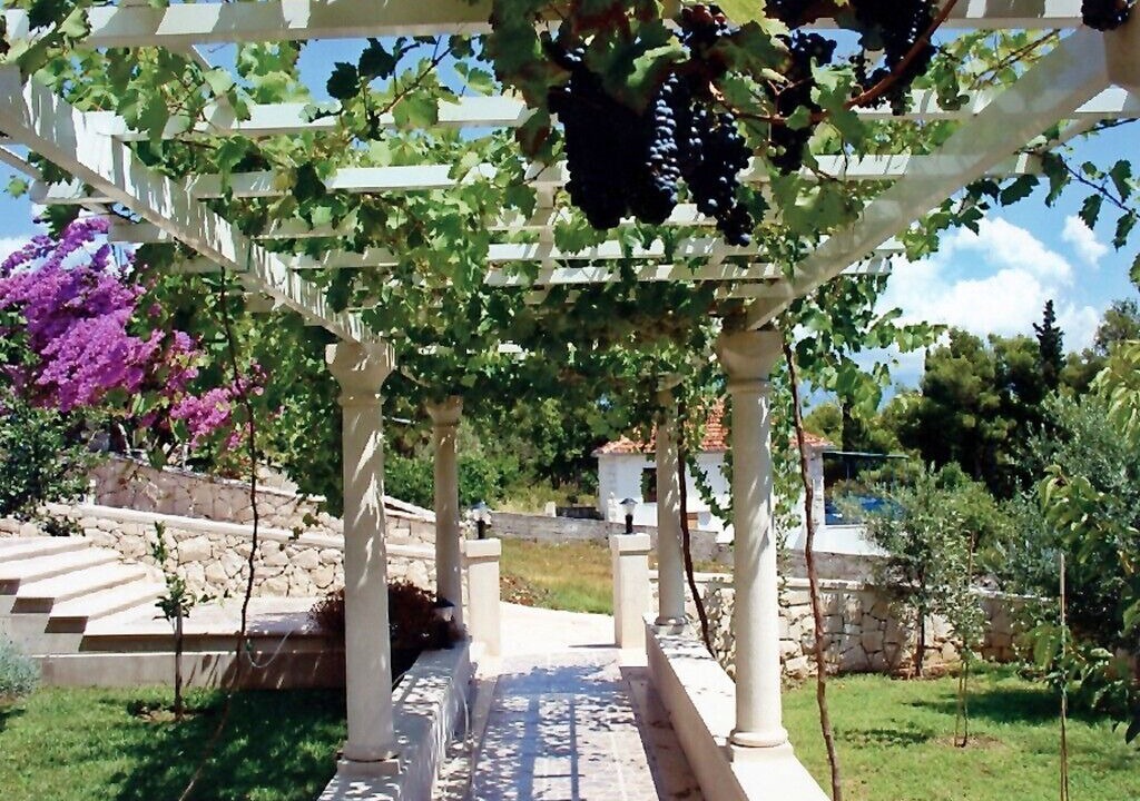 Photo of Outdoor in Sumartin