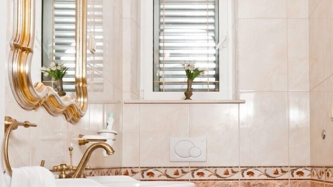 Photo of Bathroom in Sumartin