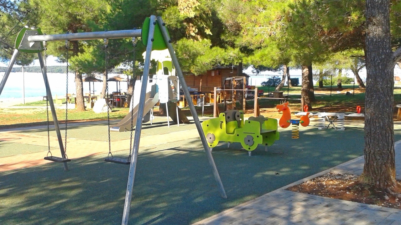 Photo of Others in Valbandon